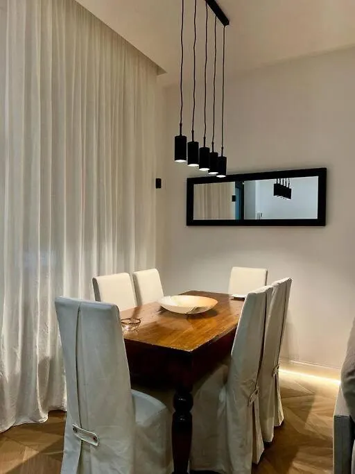 Grg Charme Apartment Милан