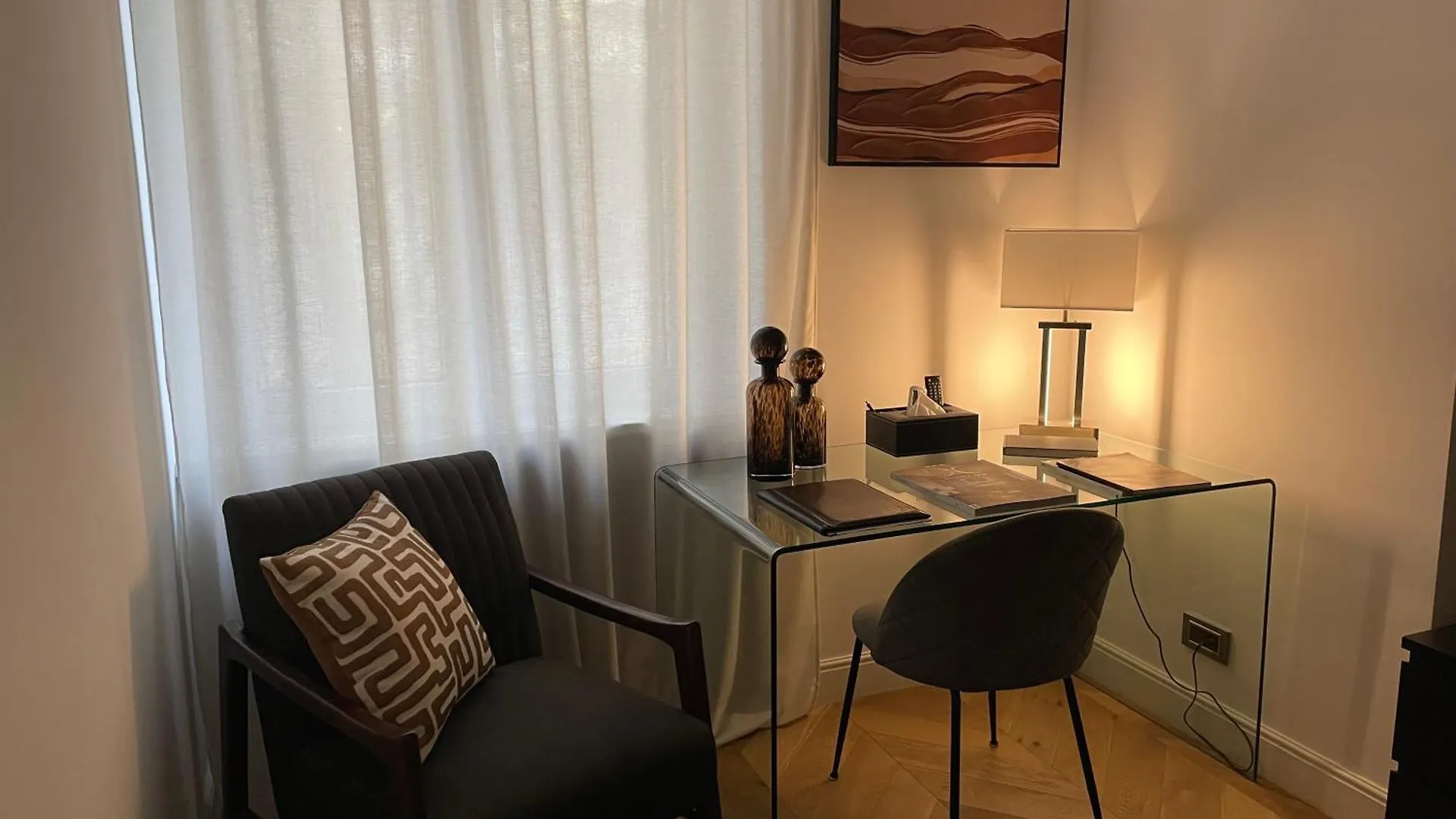 Grg Charme Apartment Милан 0*,  Италия